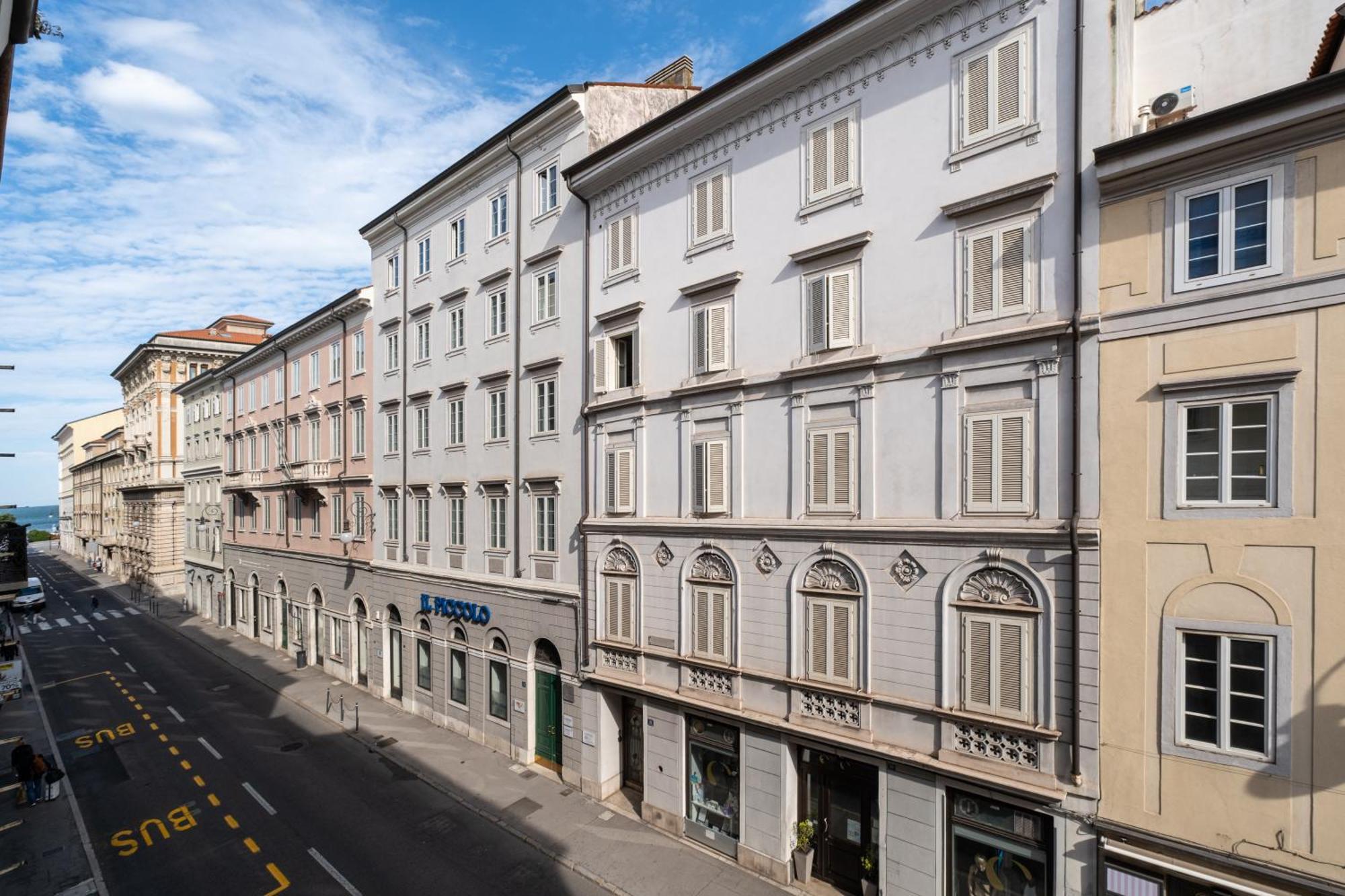 23 Suites Terst Exteriér fotografie