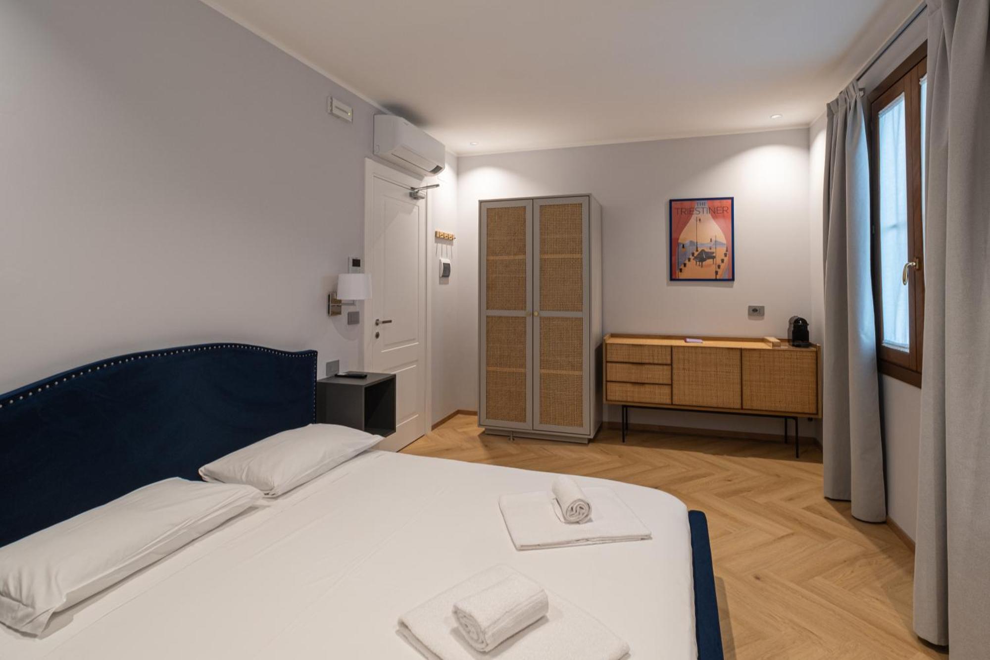 23 Suites Terst Exteriér fotografie